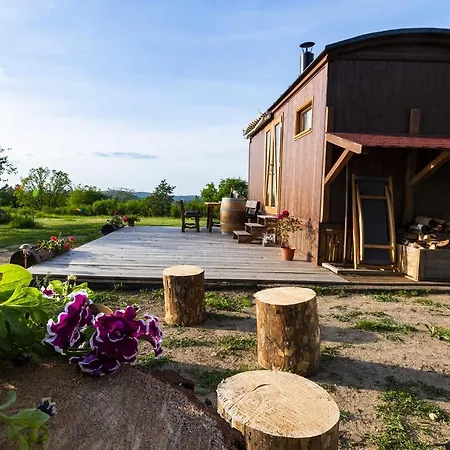 Maringotka Na Samote Holiday home *